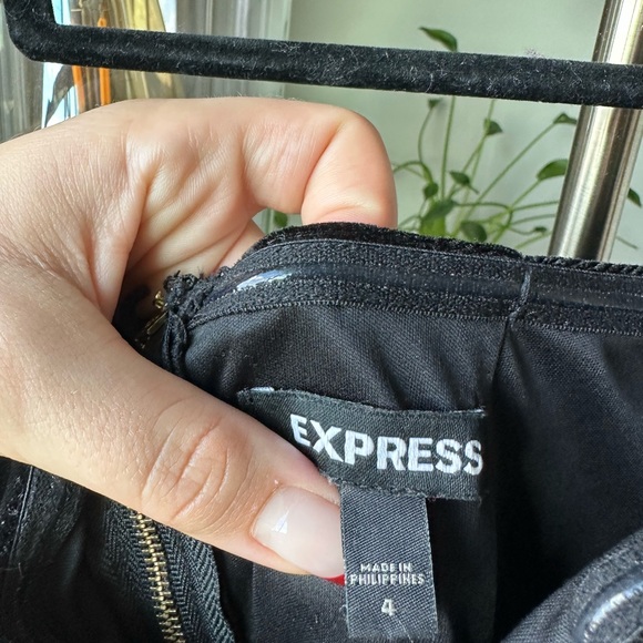 Express Black Strapless Sweetheart Velvet Pantsuit - Picture 4 of 8